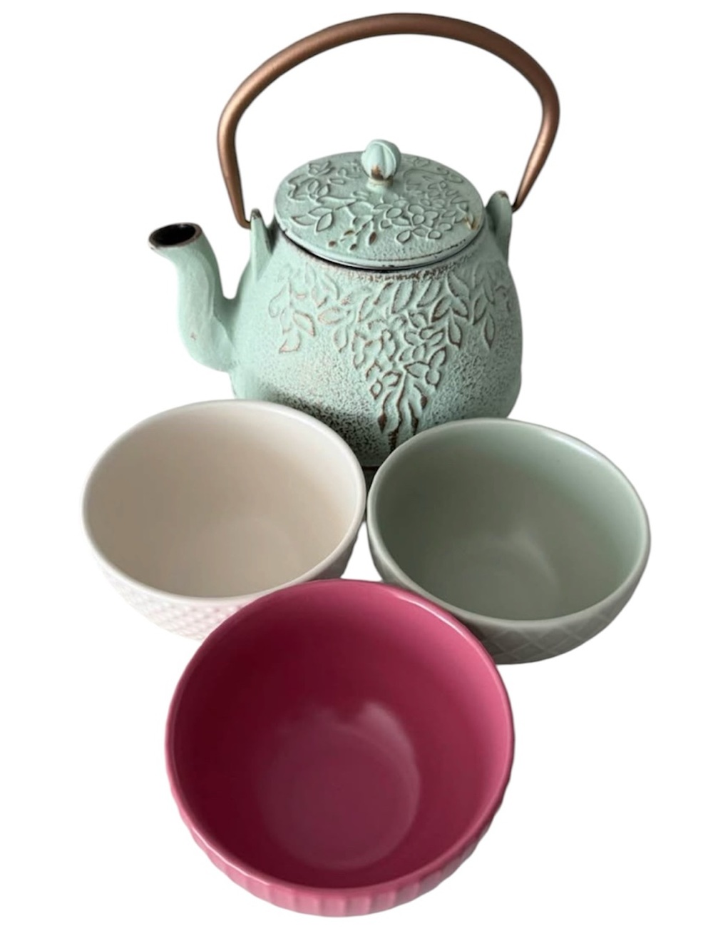 World Marker Cast Iron Teapot + IKEA Pink, Tea Bowls